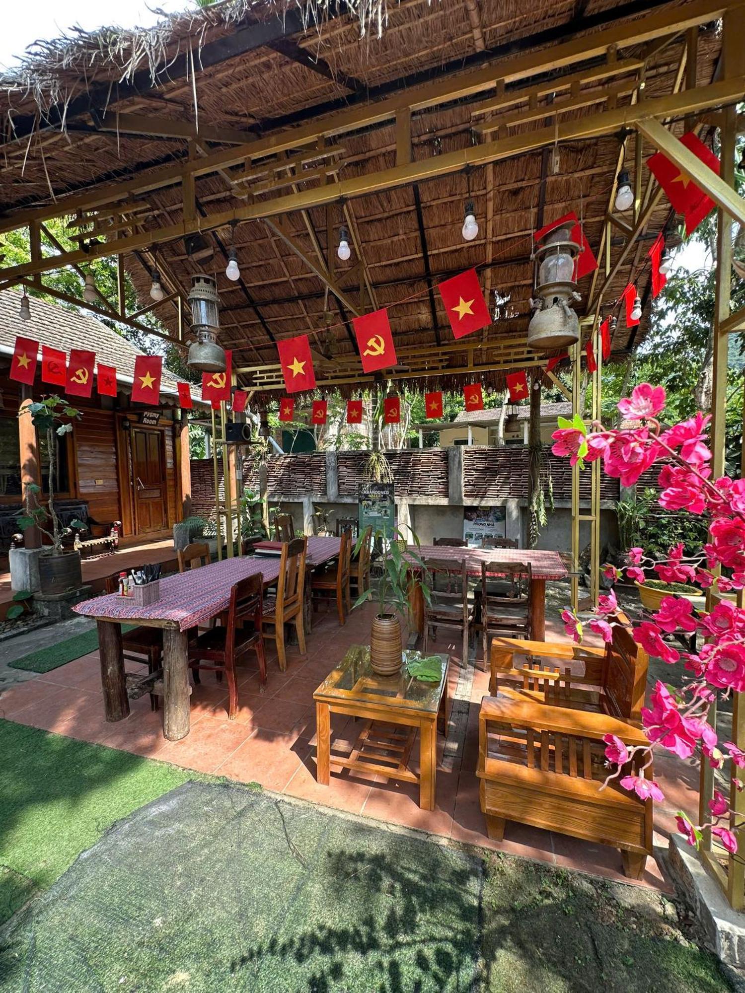 Highway 20 Homestay Phong Nha Exterior foto