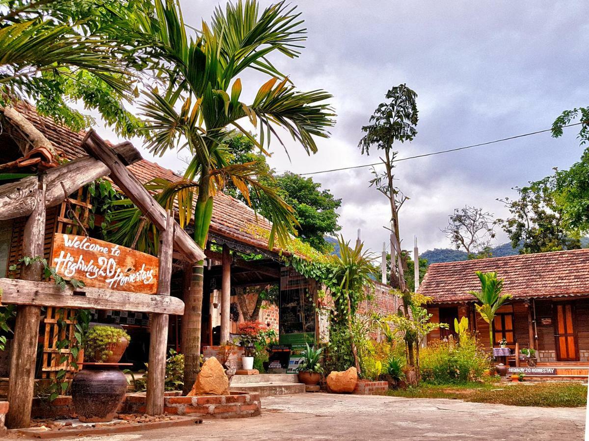 Highway 20 Homestay Phong Nha Exterior foto